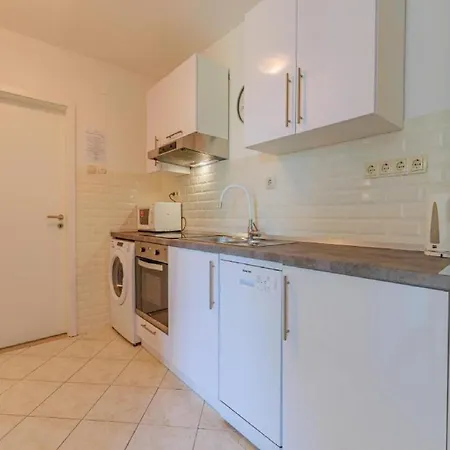 - Comfort Two-bedroom D7 * Lumbarda